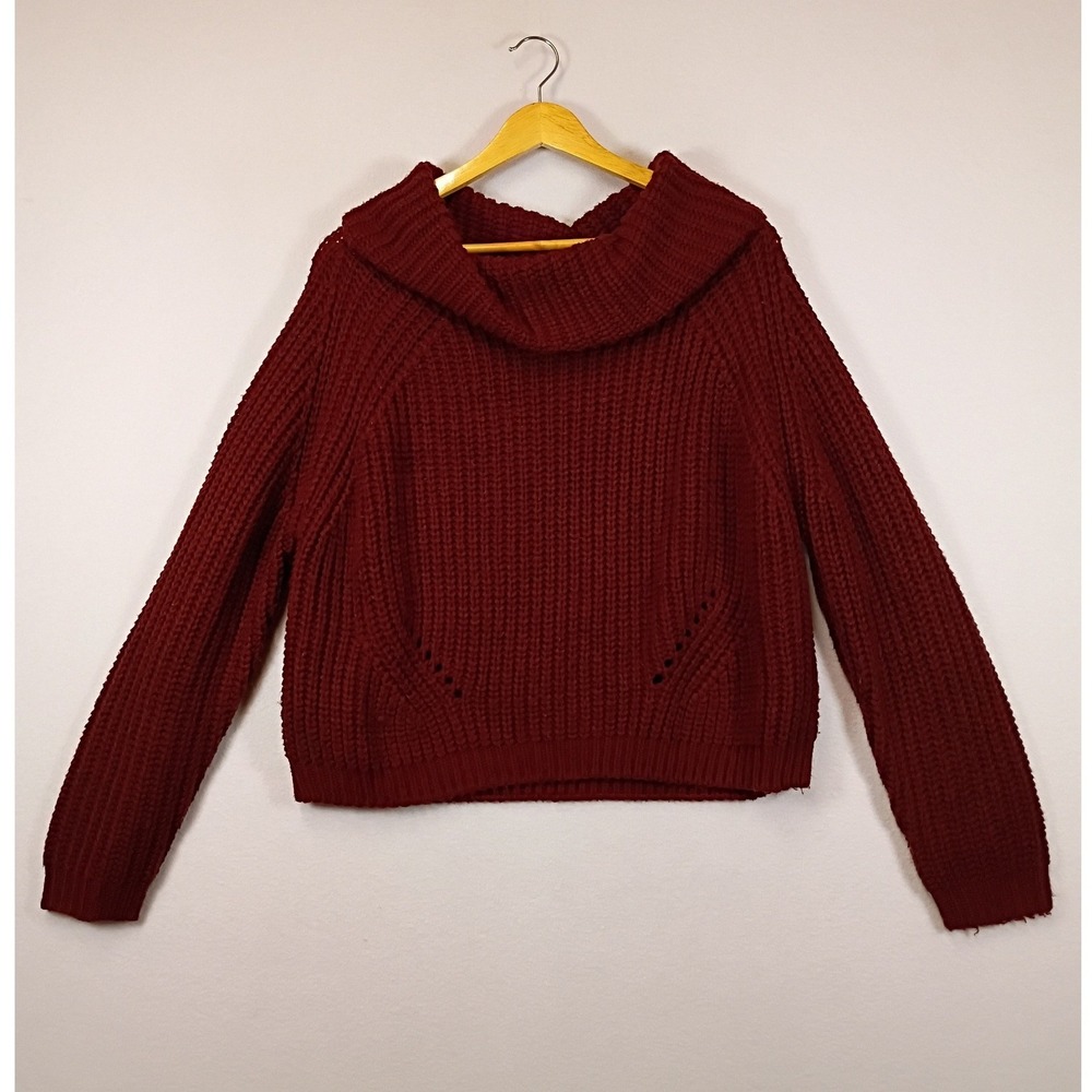Cozy Fall Moon & Madison Womens Medium Burgundy Cowl Neck Chunky Knit Sweater